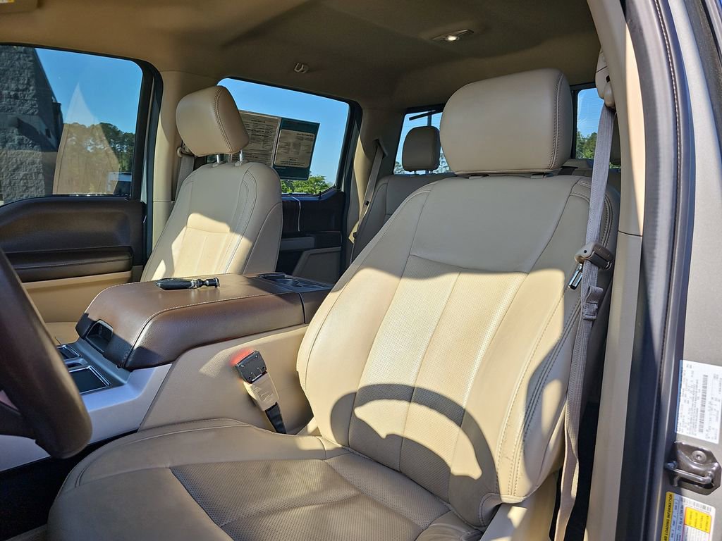 Used 2020 Ford F150 Lariat w/ Max Trailer Tow Package image 18