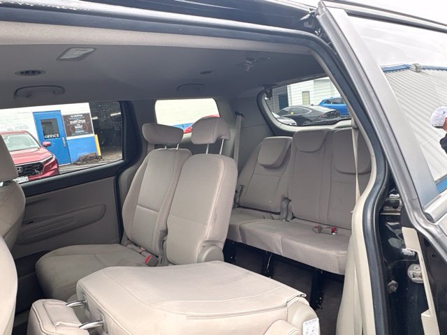 Used 2020 Kia Sedona LX FWD image 7