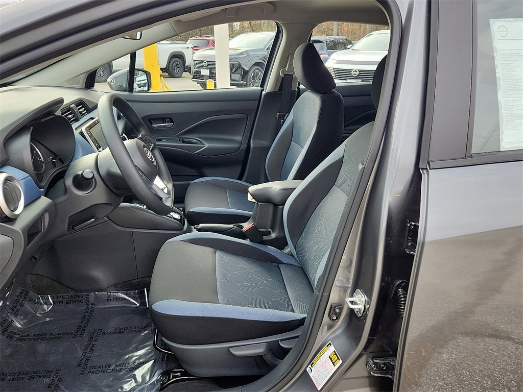 New 2025 Nissan Versa SV w/ Trunk Package image 6