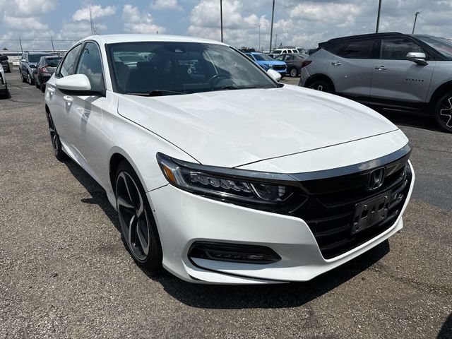 Used 2018 Honda Accord Sport image 6