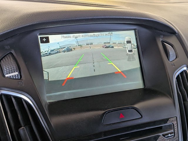 Used 2017 Ford Focus SEL image 13