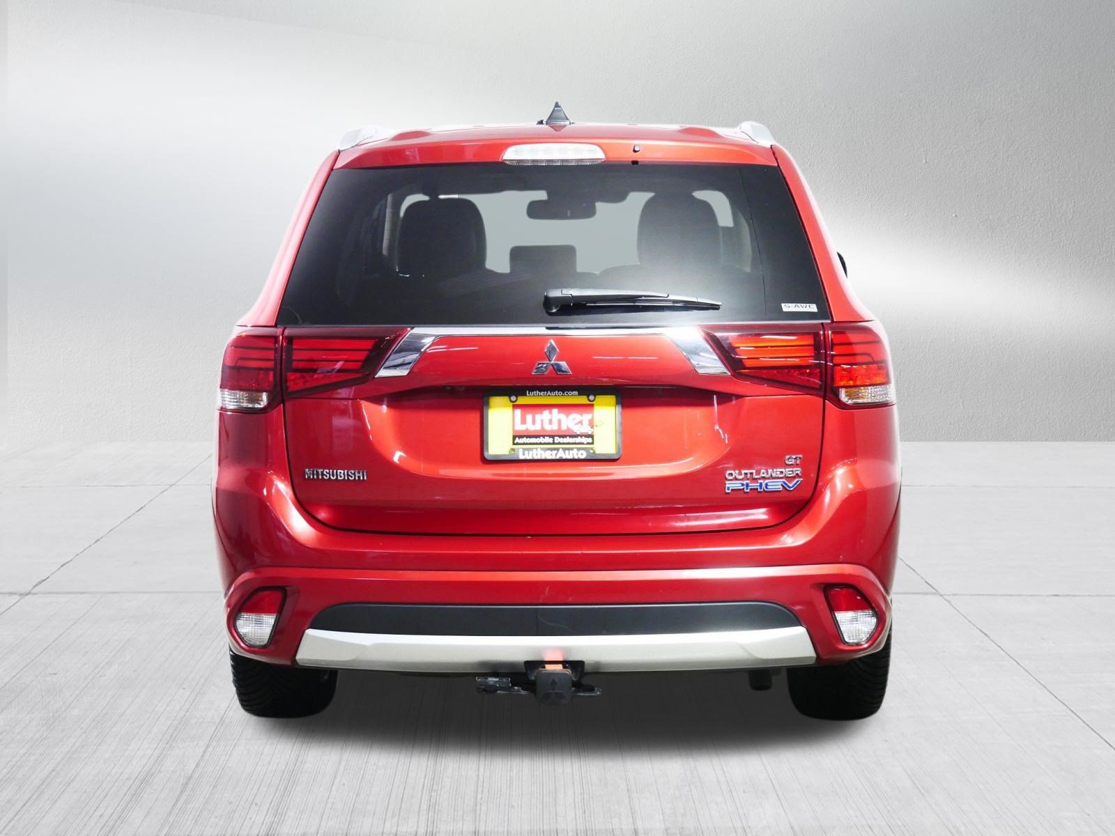 Used 2018 Mitsubishi Outlander GT AWD/4WD image 6