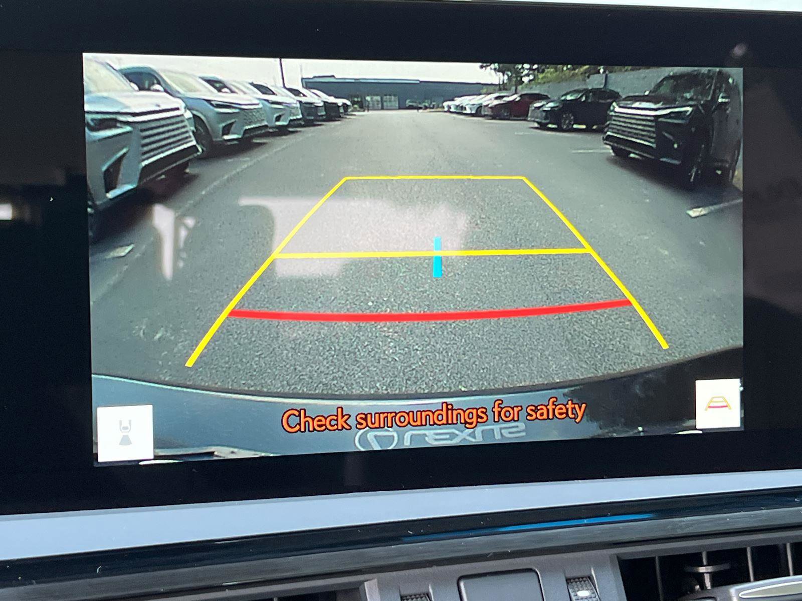 New 2025 Lexus ES 300h w/ Premium Package image 23