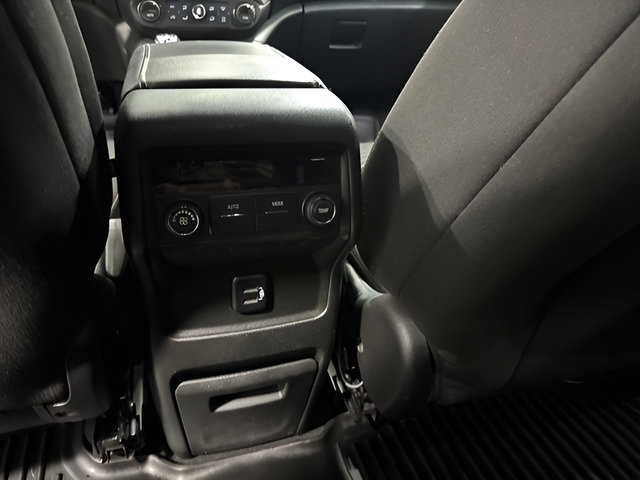 Used 2017 GMC Acadia SLE FWD image 25