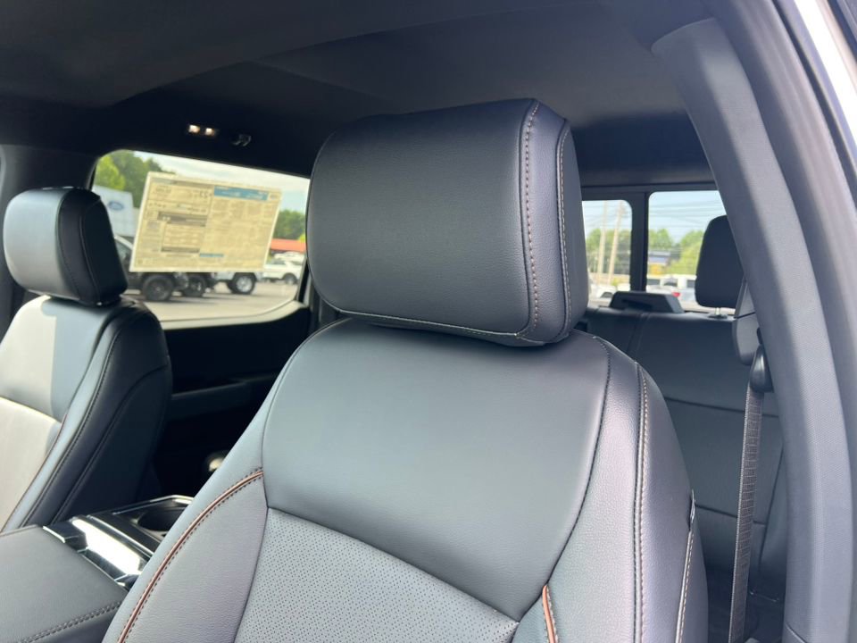 New 2025 Ford F150 Lariat w/ Equipment Group 501A Mid image 19