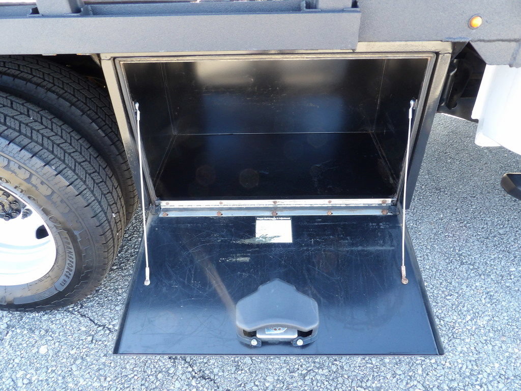 Used 2018 Ford F350 XL w/ Power Equipment Group RWD image 53