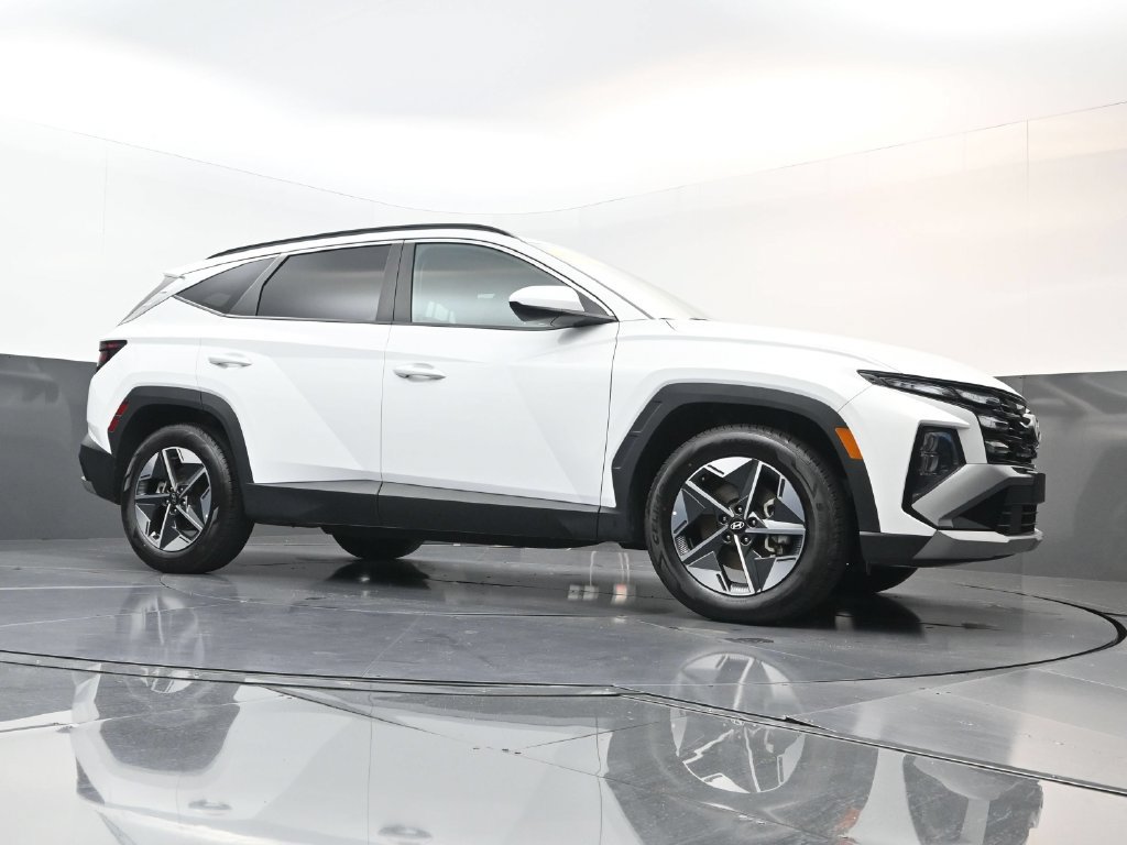 Certified 2025 Hyundai Tucson SEL FWD image 22