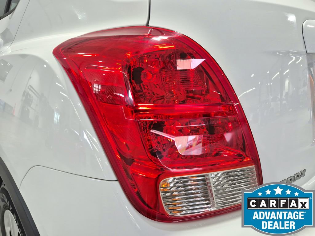 Used 2017 Chevrolet Trax LS FWD image 23