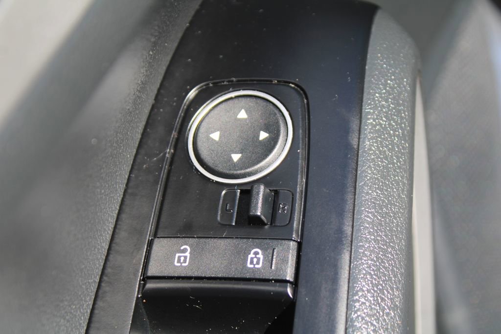 Certified 2025 Kia Soul LX image 21