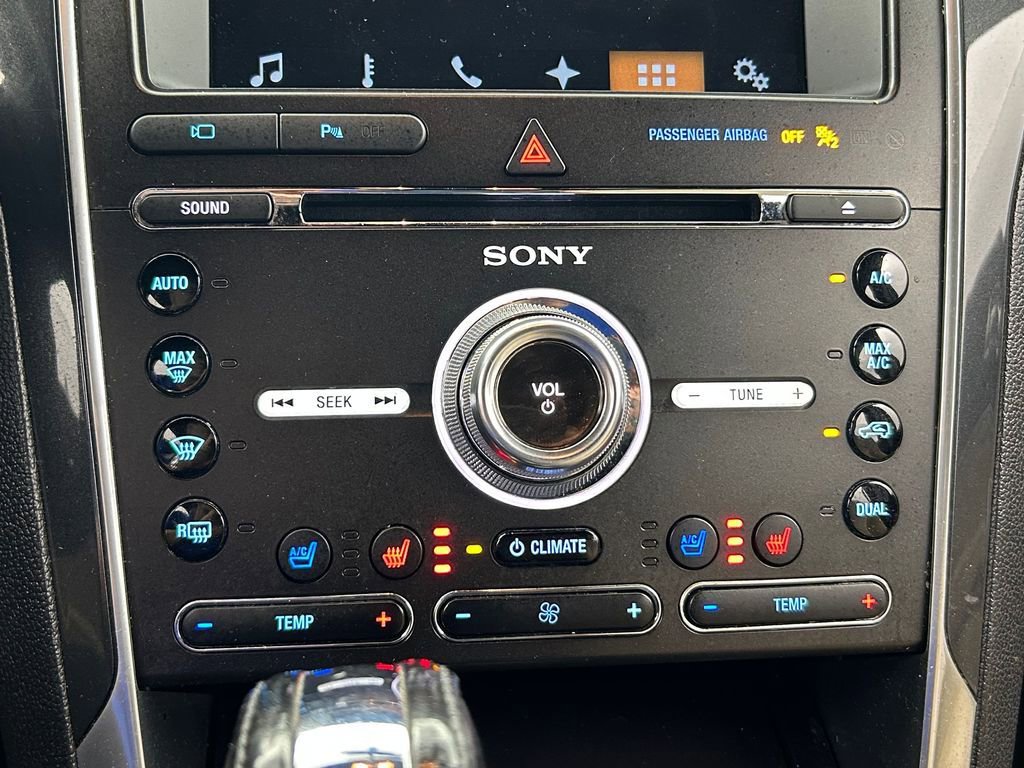 Used 2017 Ford Explorer Limited image 26