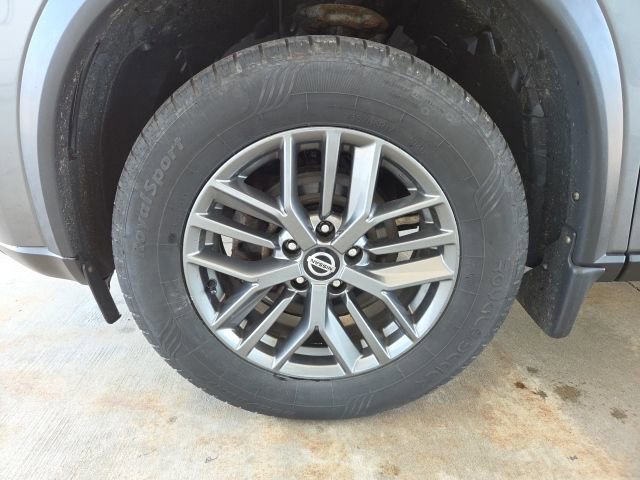 Used 2021 Nissan Rogue S FWD image 58