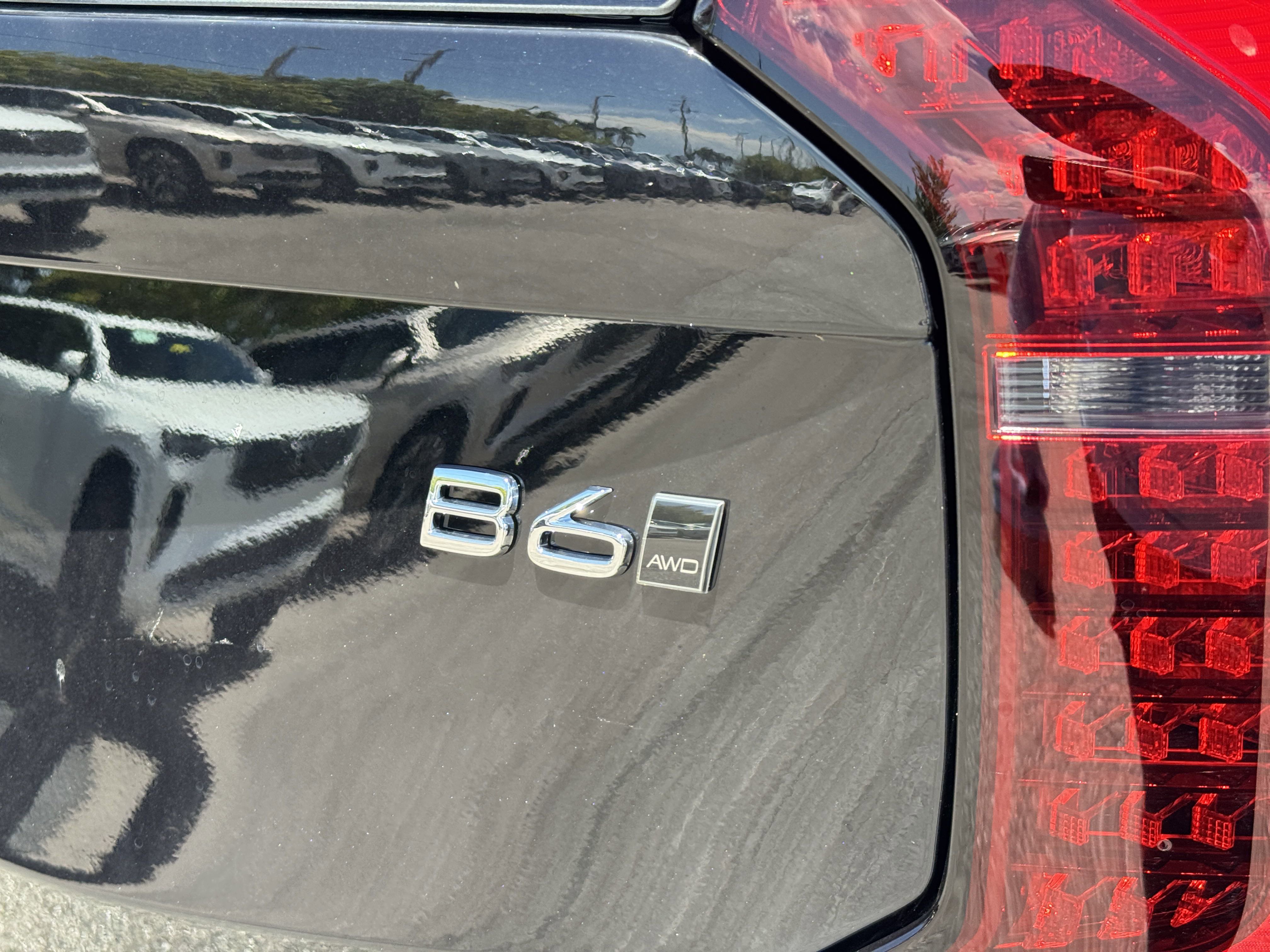 New 2026 Volvo XC90 B6 Core image 10
