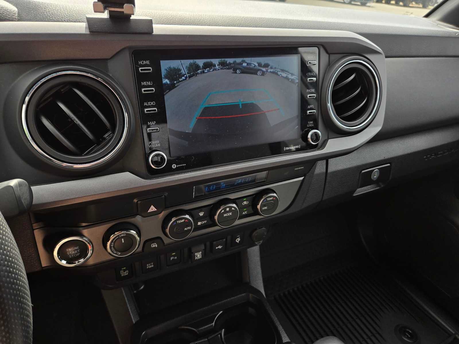 Used 2022 Toyota Tacoma TRD Off-Road w/ Technology Package AWD/4WD image 30