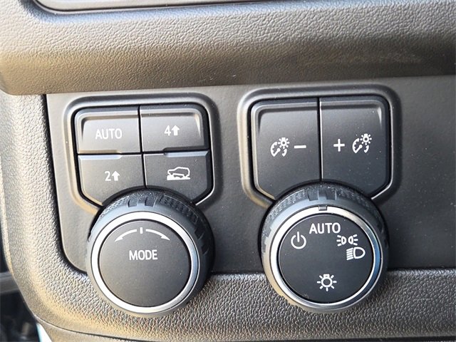 Used 2023 Chevrolet Tahoe LT image 23