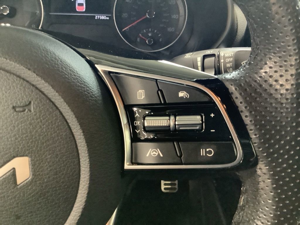 Certified 2023 Kia Forte GT-Line image 13