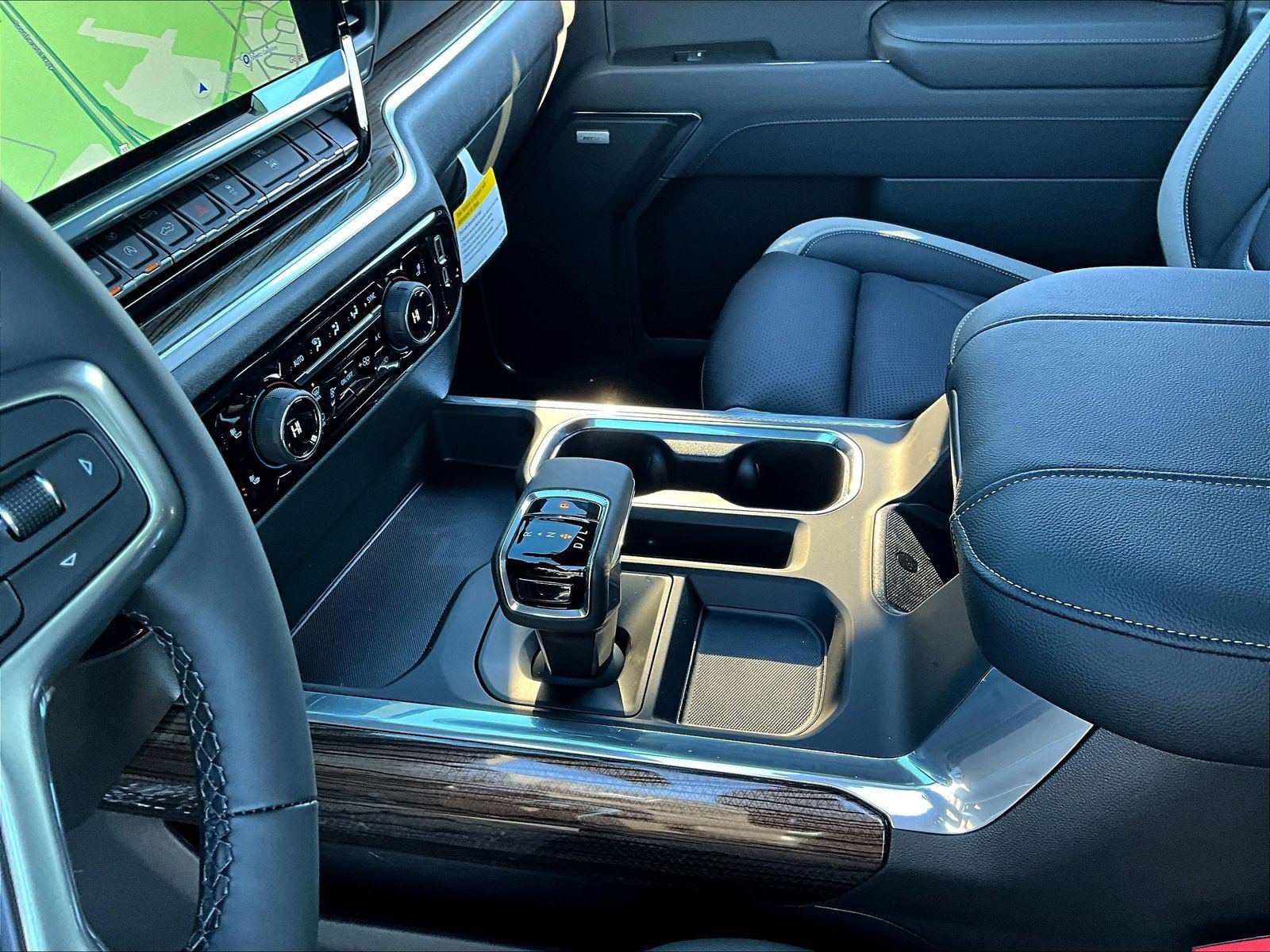 New 2026 Chevrolet Silverado 1500 RST w/ Dark Appearance Package AWD/4WD image 12