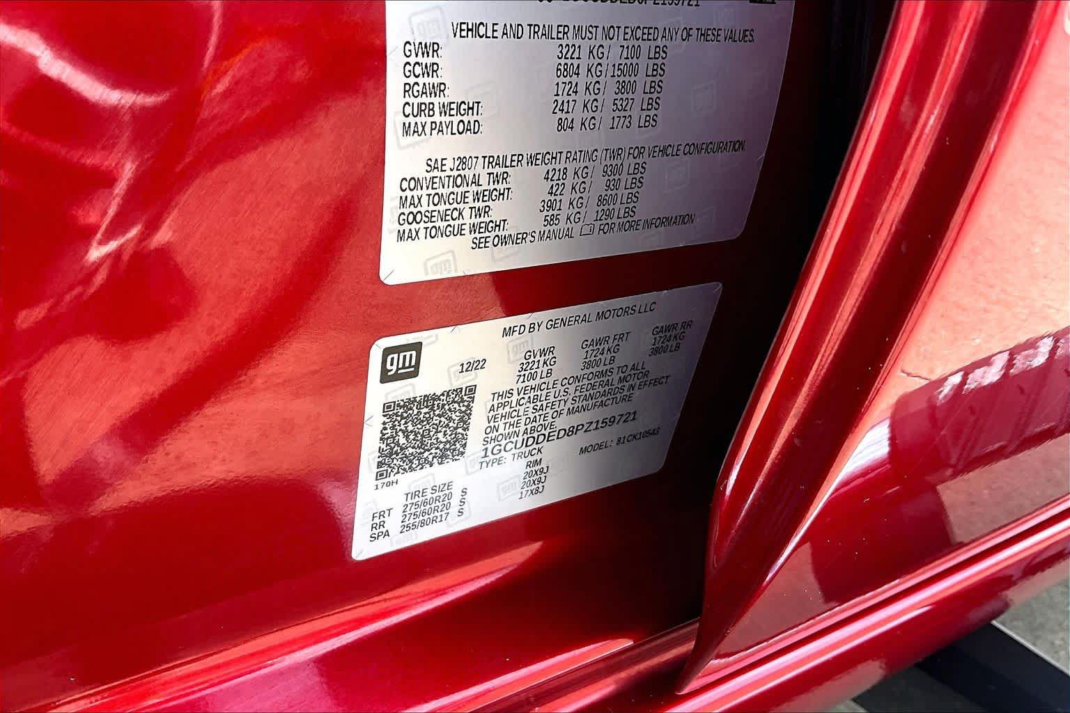 Used 2023 Chevrolet Silverado 1500 LT AWD/4WD image 34