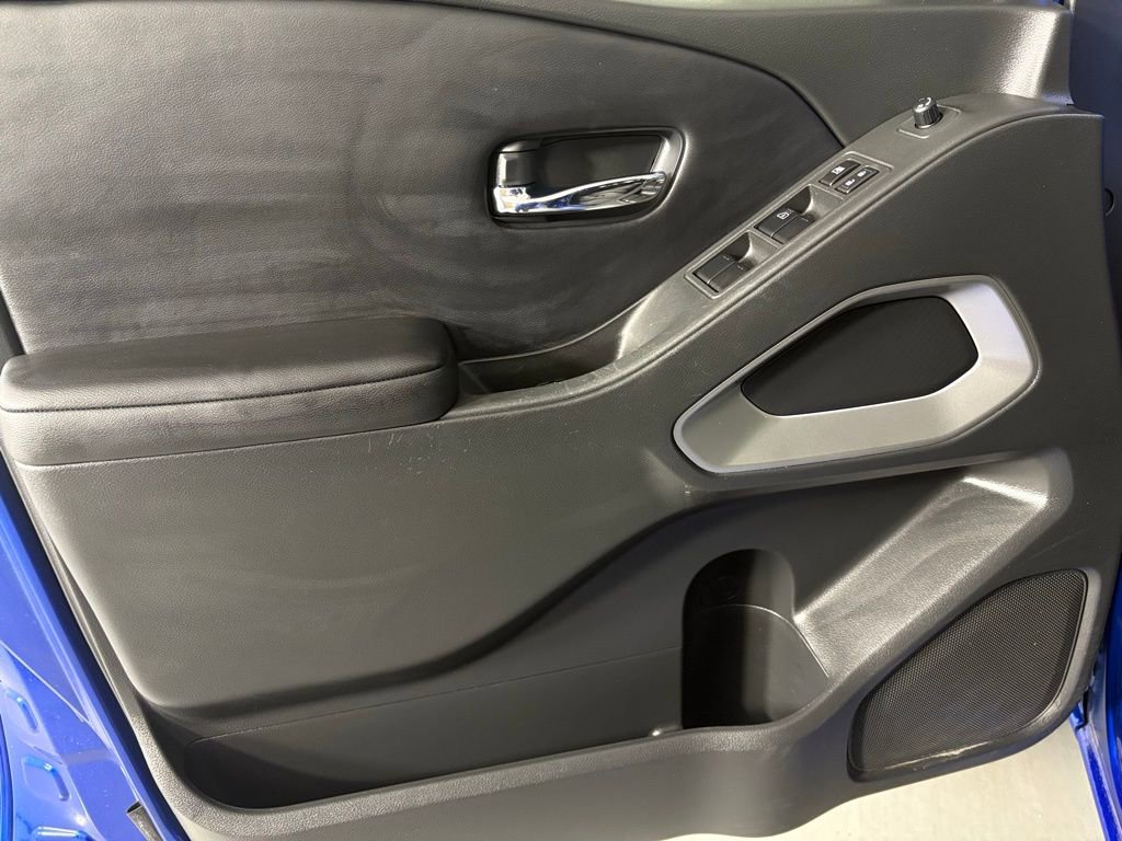 Used 2025 Nissan Frontier SV w/ SV Convenience Package RWD image 14