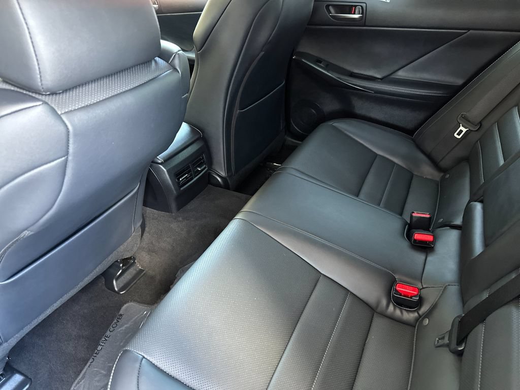 Used 2025 Lexus IS 350 F Sport RWD image 11