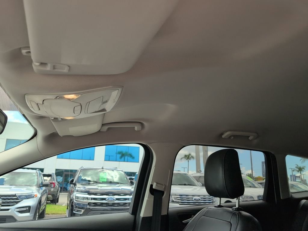 Certified 2018 Ford Escape SEL FWD image 10