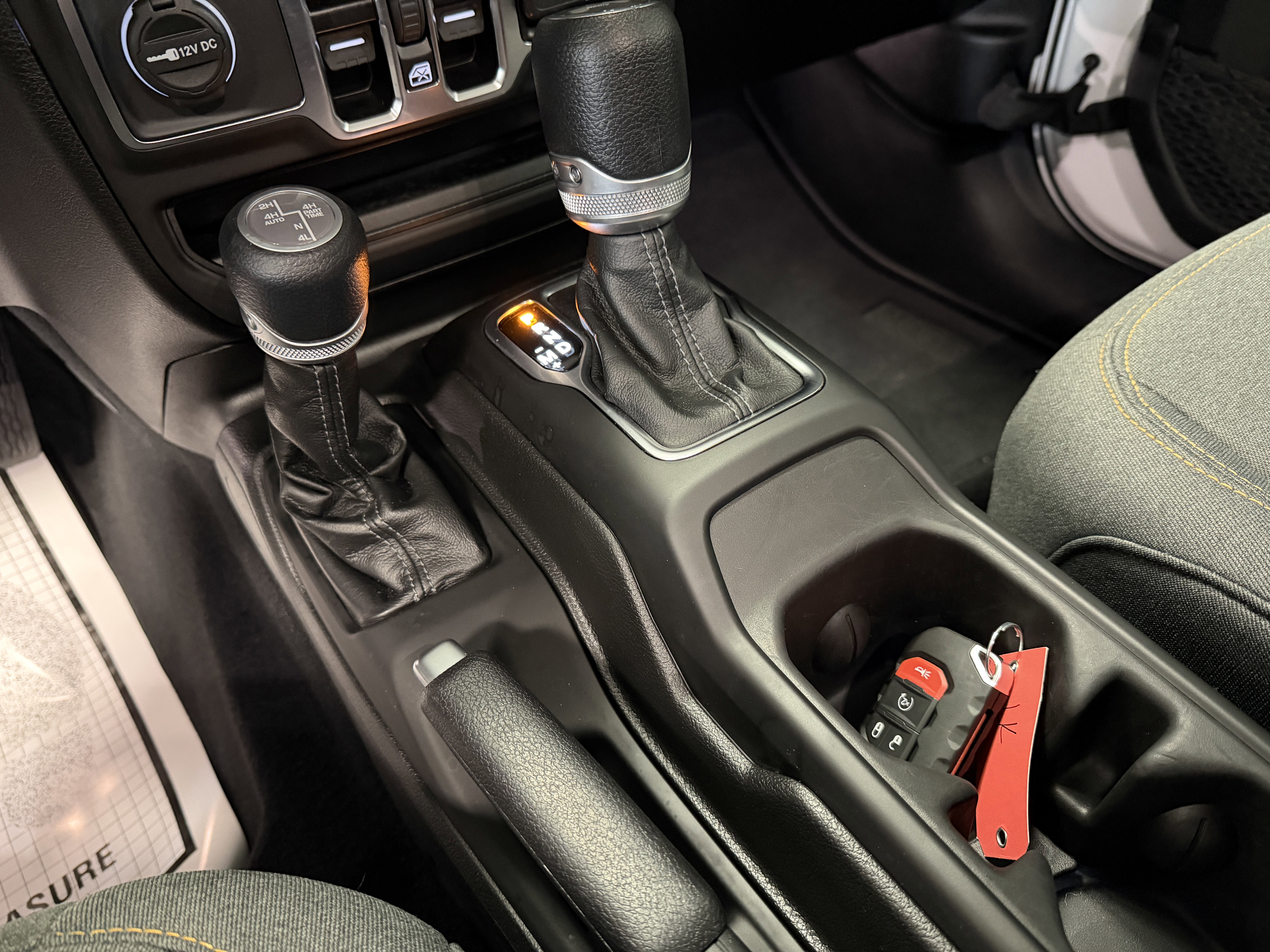 Used 2025 Jeep Wrangler Sahara 4xe w/ Safety Group image 14