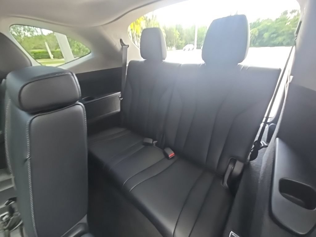 Certified 2024 Acura MDX w/ Technology Package FWD image 37