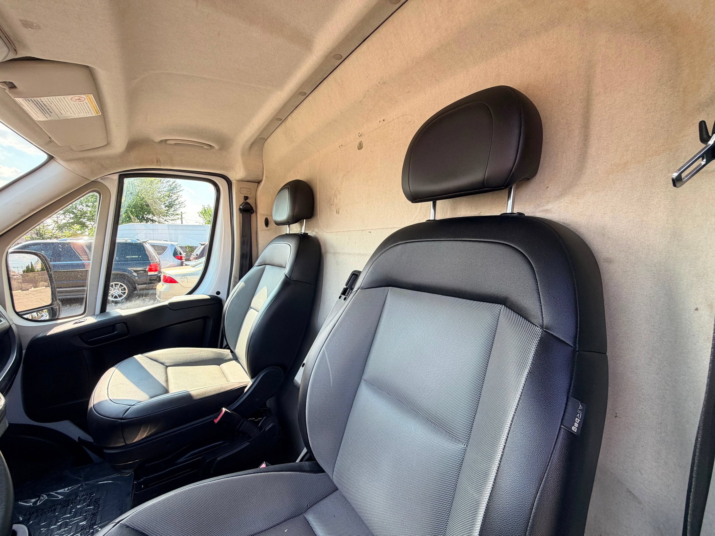 Used 2017 RAM ProMaster 2500 FWD image 14