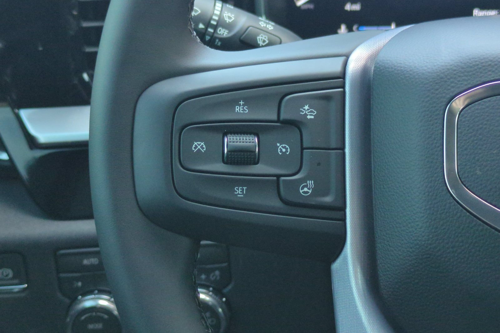 New 2026 GMC Sierra 1500 Elevation AWD/4WD image 32