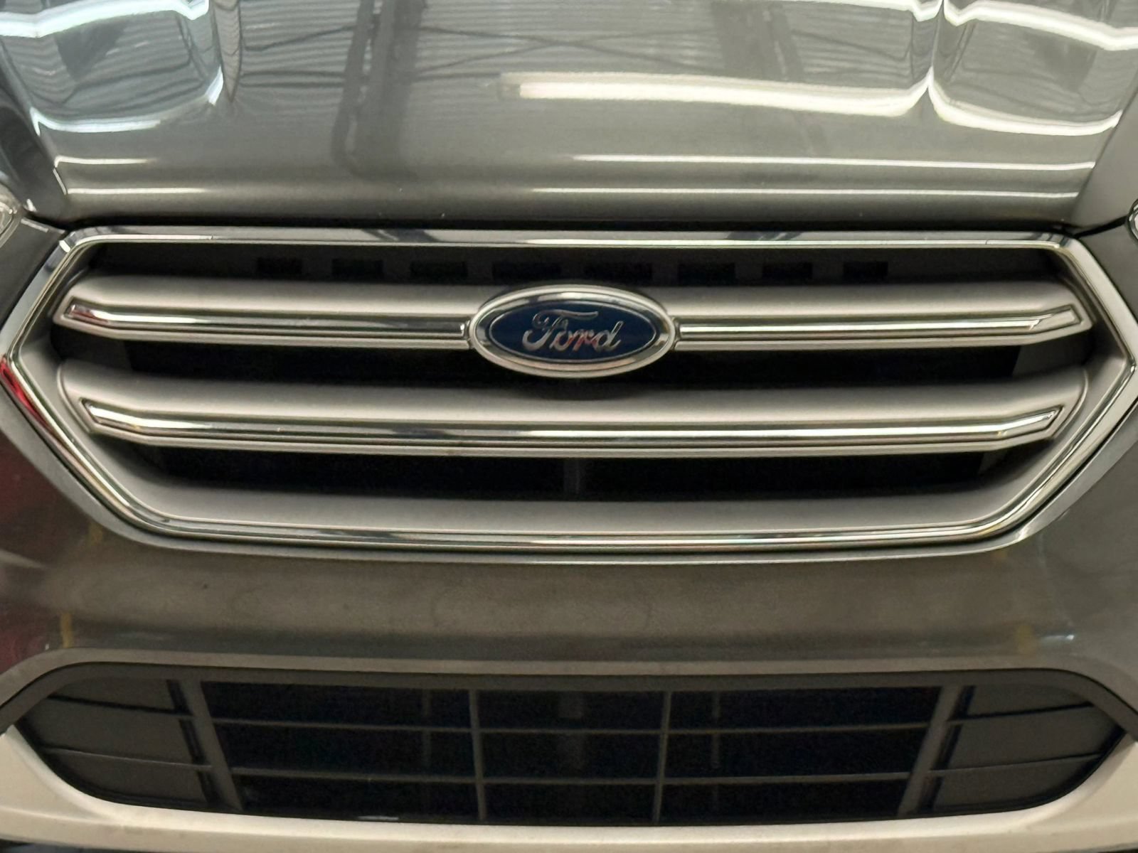 Used 2017 Ford Escape SE AWD/4WD image 5