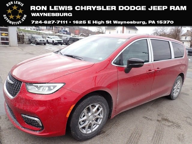 New 2026 Chrysler Pacifica Select image 1