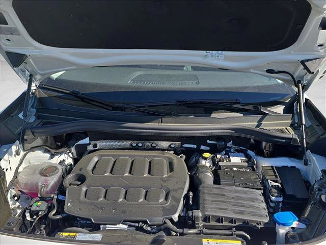New 2026 Volkswagen Tiguan SE FWD image 20
