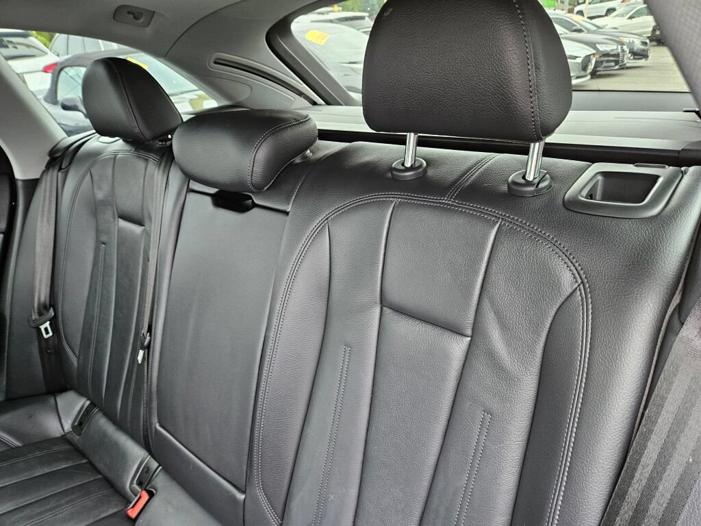 Used 2018 Audi A4 2.0T allroad Premium Plus AWD/4WD image 13