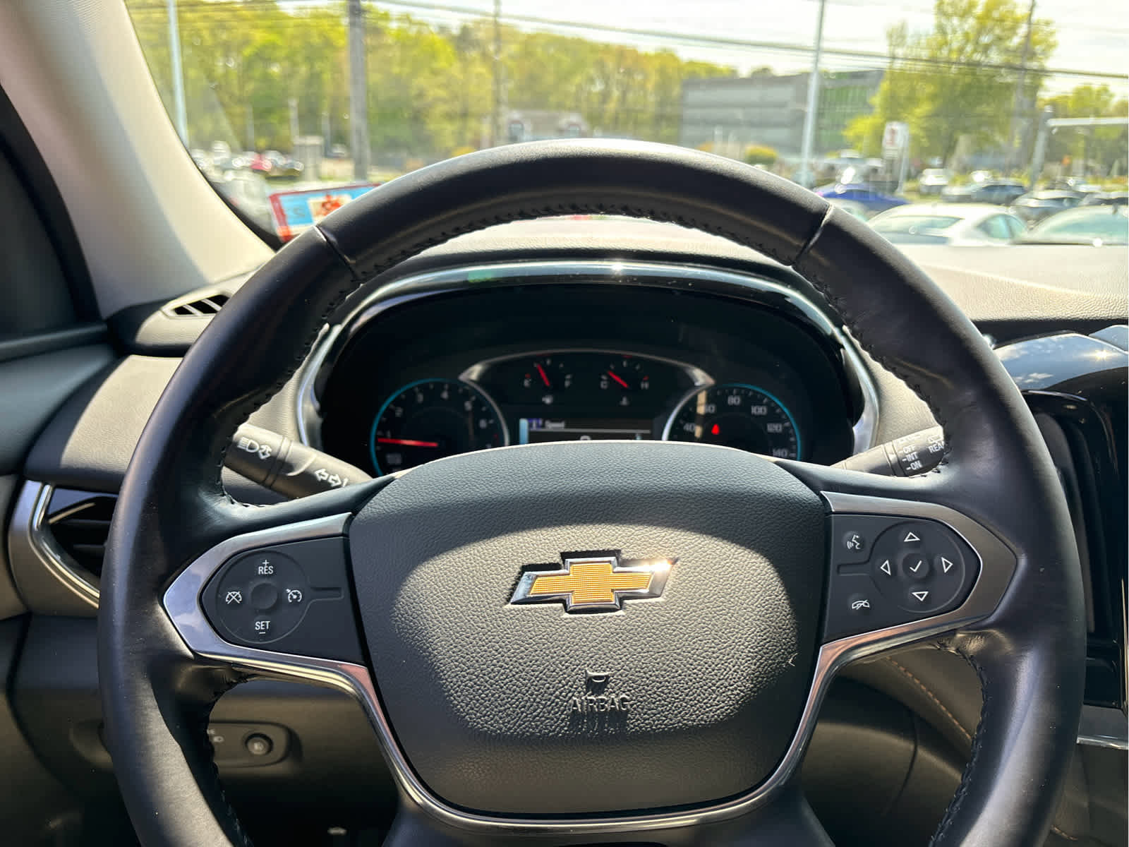 Used 2018 Chevrolet Traverse LT AWD/4WD image 9