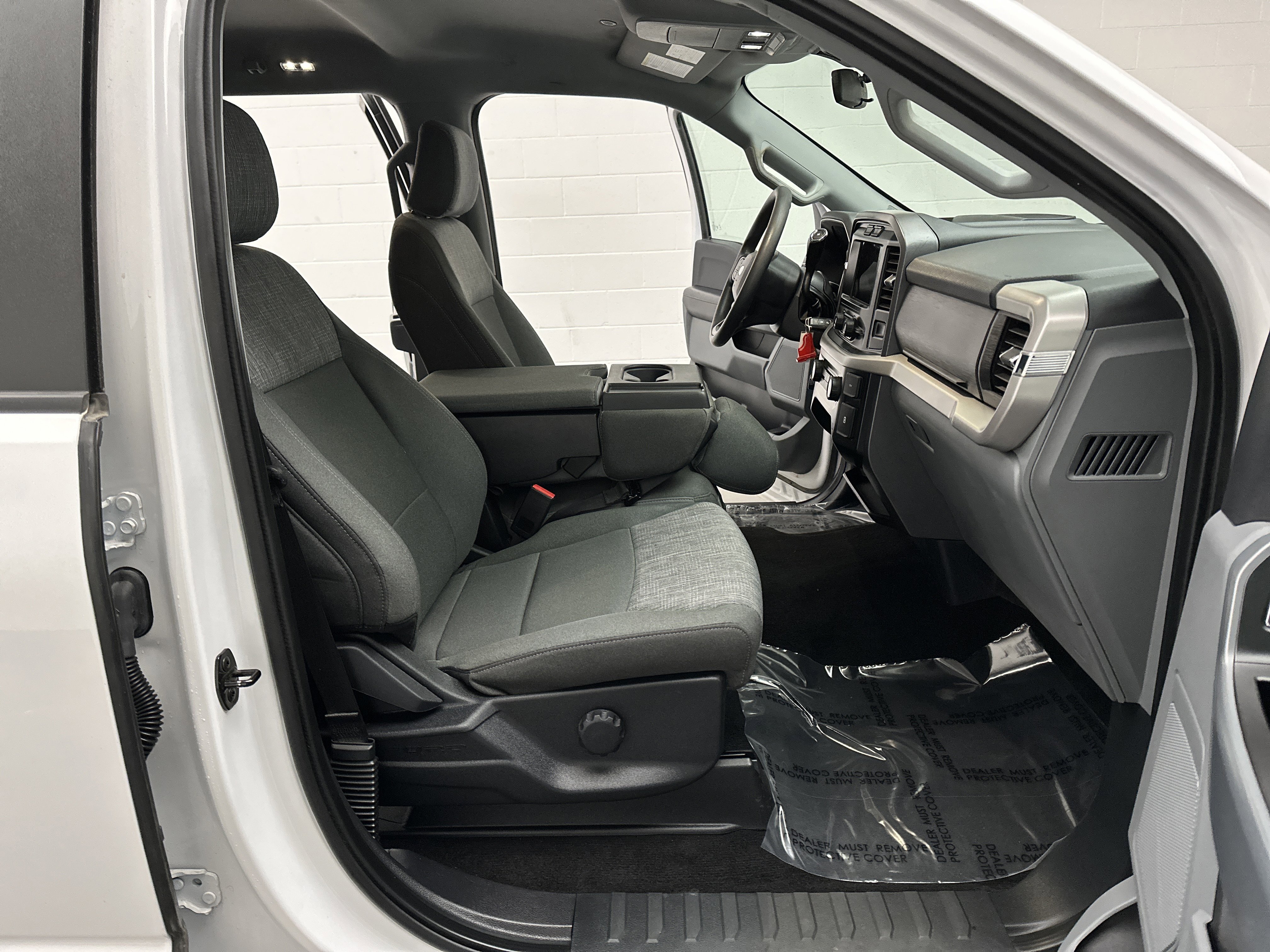 Used 2022 Ford F150 XLT image 24