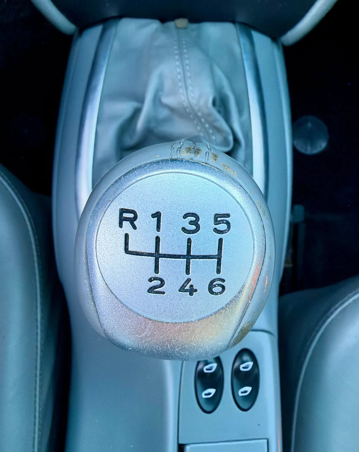 Used 2002 Porsche 911 Carrera RWD image 27