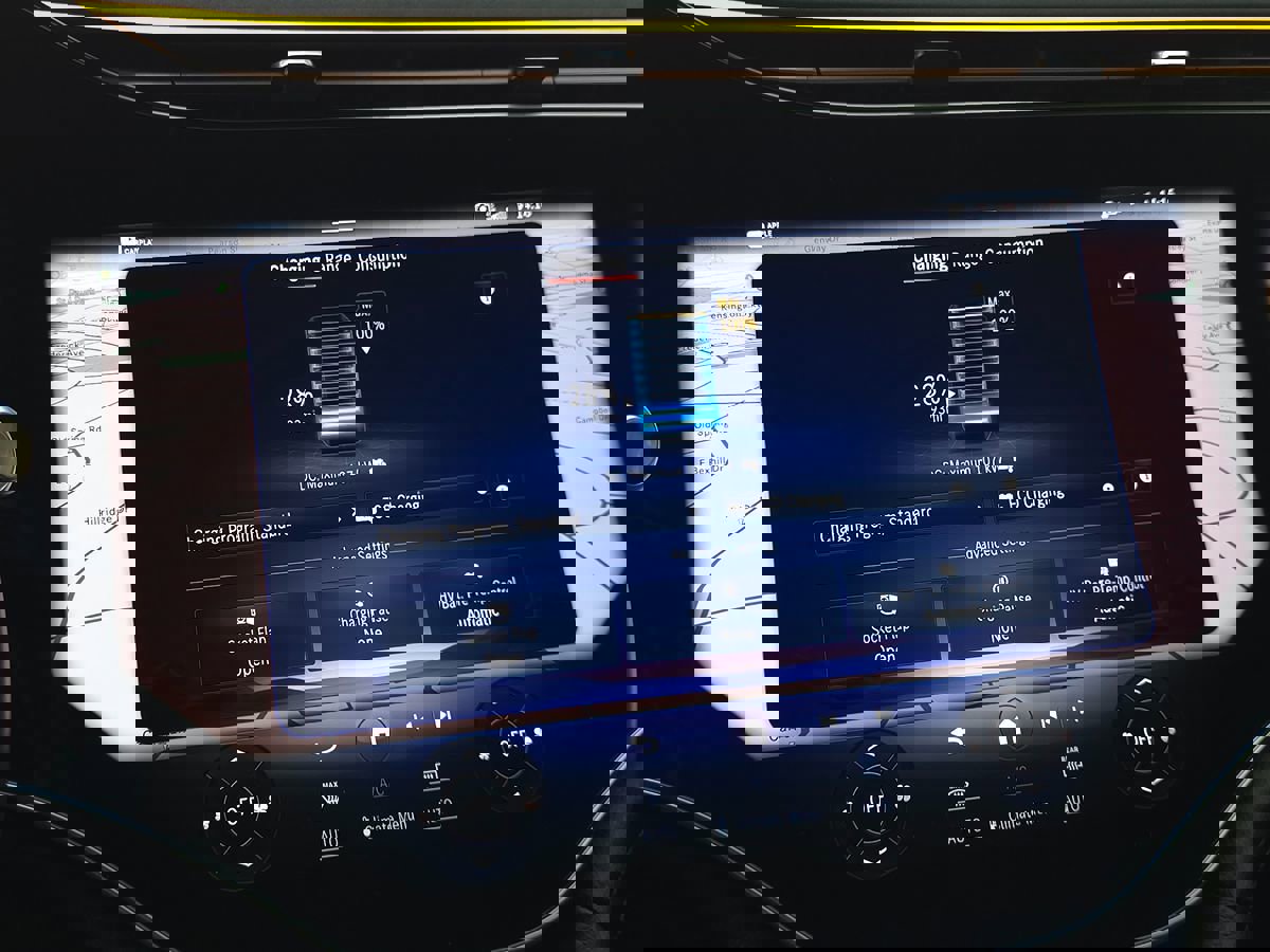 Used 2023 Mercedes-Benz EQS 580 4MATIC SUV image 50