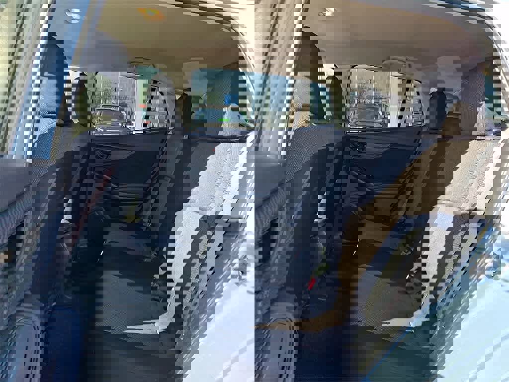 Used 2018 Subaru Crosstrek 2.0i image 10