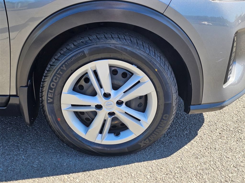 Certified 2023 Nissan Kicks S FWD image 28