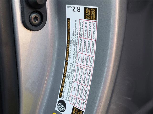 Used 2025 Toyota RAV4 XLE AWD/4WD image 15