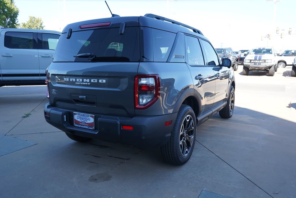 New 2026 Ford Bronco Sport Outer Banks w/ Outer Banks Tech Package+ AWD/4WD image 11