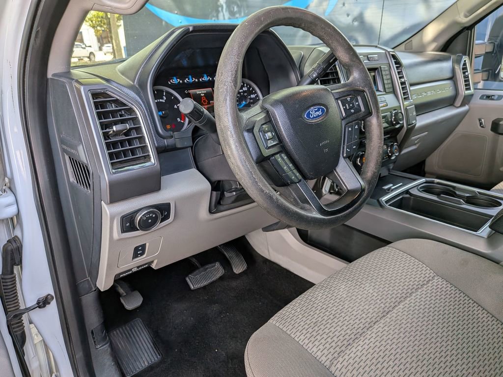 Used 2017 Ford F350 XLT w/ XLT Value Package AWD/4WD image 31