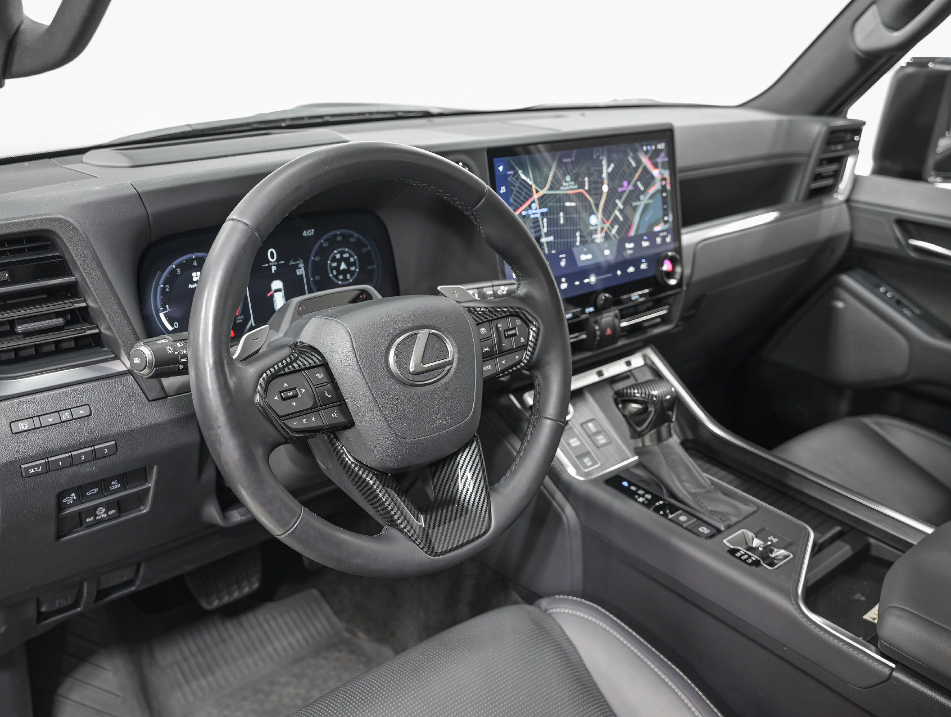 Used 2025 Lexus GX 550 w/ Accessory Package (2T) AWD/4WD image 15