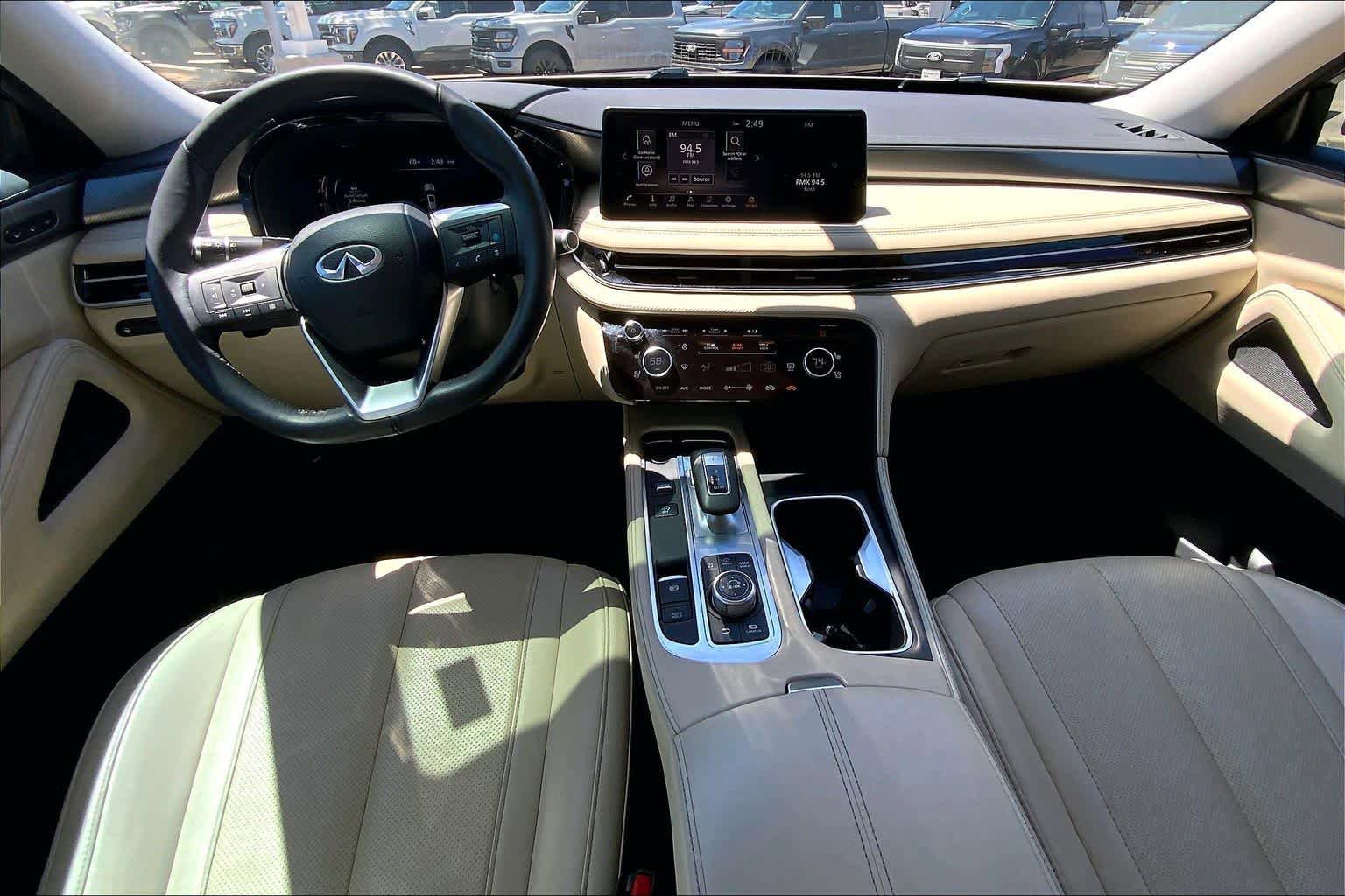 Used 2022 INFINITI QX60 Luxe w/ Cargo Package AWD/4WD image 16