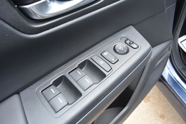 Used 2025 Honda CR-V Sport-L image 13