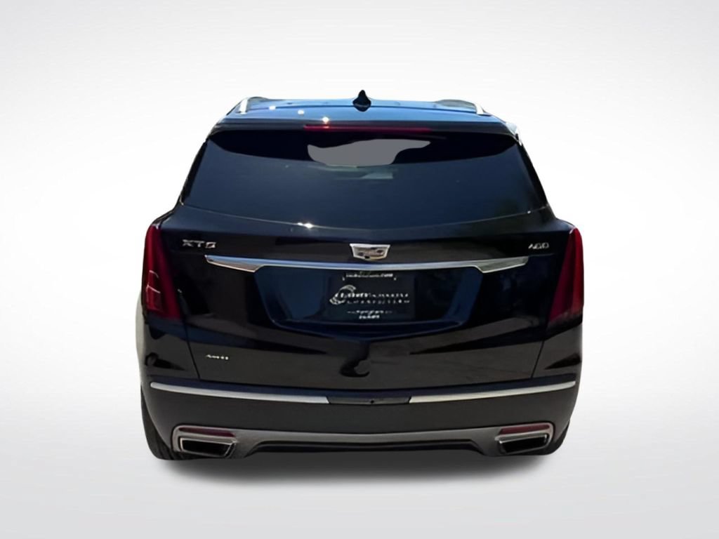 Used 2022 Cadillac XT5 Premium Luxury w/ Technology Package AWD/4WD image 11