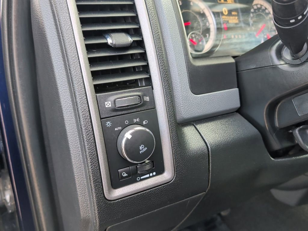 Used 2017 RAM 1500 Express w/ Express Value Package AWD/4WD image 20