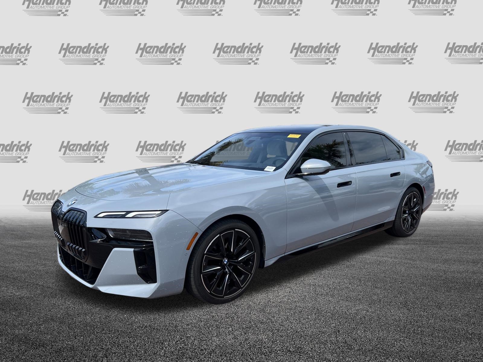 Used 2023 BMW 740i RWD image 5