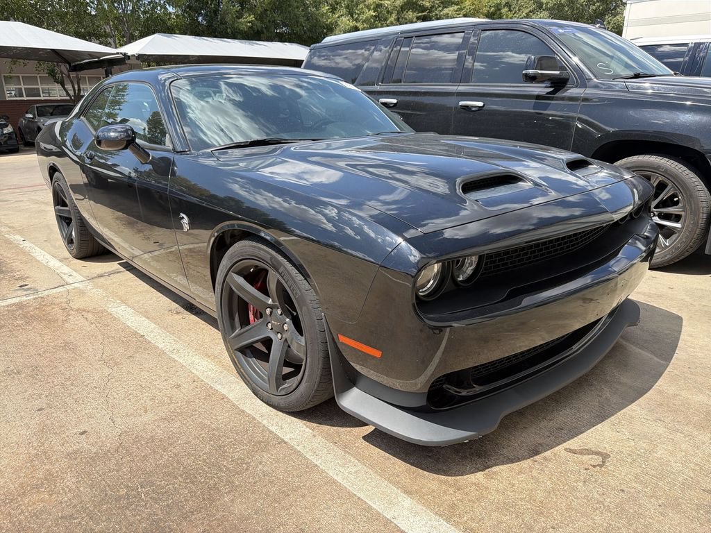 Used 2020 Dodge Challenger SRT Hellcat RWD image 2