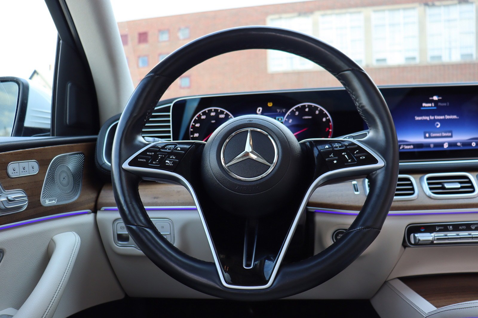 Used 2024 Mercedes-Benz GLS 450 4MATIC image 26