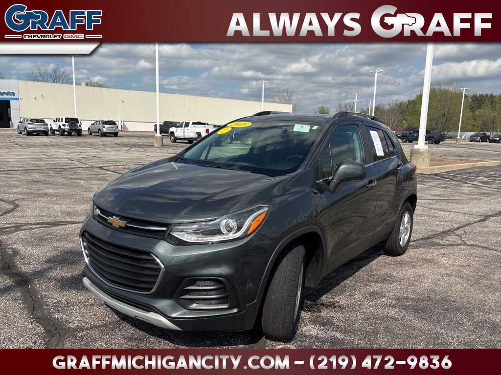 Used 2018 Chevrolet Trax LT w/ LT Convenience Package image 1